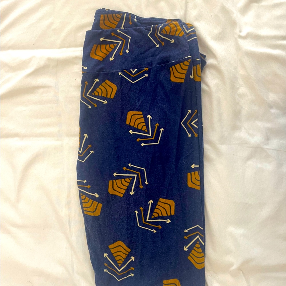LuLaRoe Tall and curvy leggings